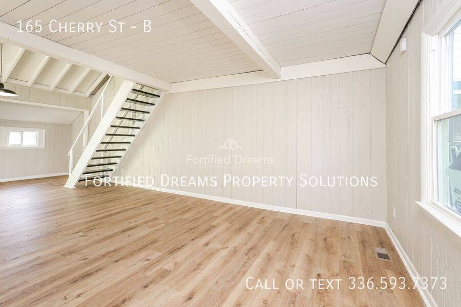 Townhouse for rent at 165 Cherry St #B, Lexington, NC 27292