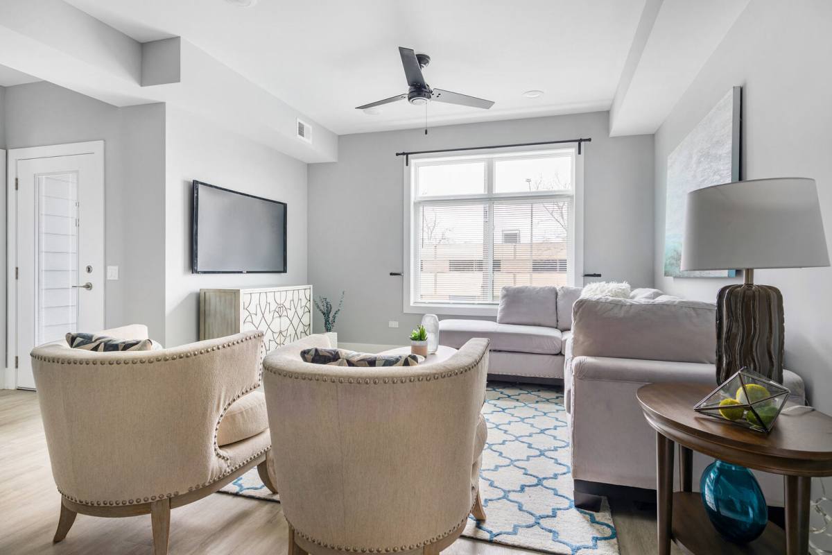 Apartment for rent at 504 Lyman Ave #303, Oak Park, IL 60304