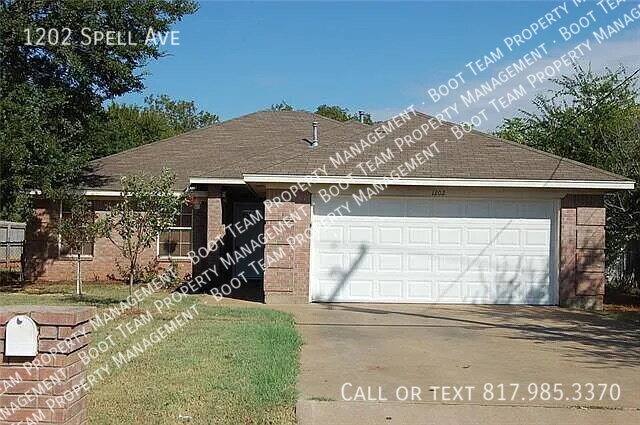 House for rent at 1202 Spell Ave, Cleburne, TX 76033