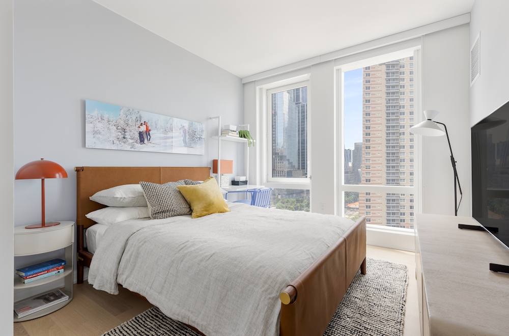 Condo for rent at 470 11th Ave #2703, New York, NY 10018