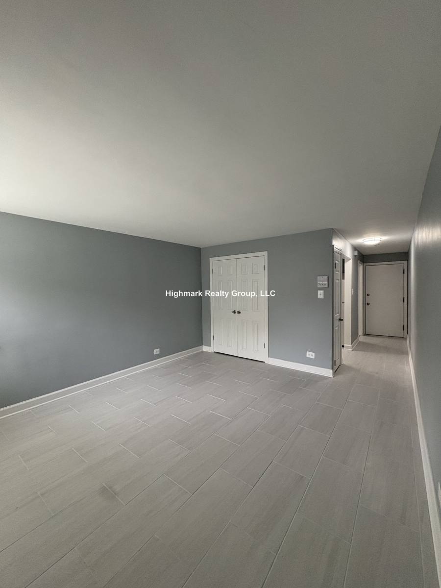 Apartment for rent at 6715 N California Ave #GDN-S, Chicago, IL 60645