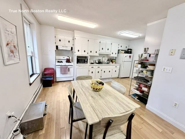Apartment for rent at 436 Commercial St #2, Boston, MA 02113