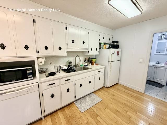 Apartment for rent at 436 Commercial St #2, Boston, MA 02113