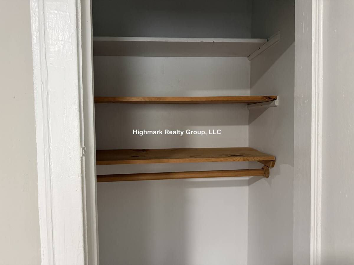 Apartment for rent at 6300 N Oakley Ave #1OA, Chicago, IL 60659