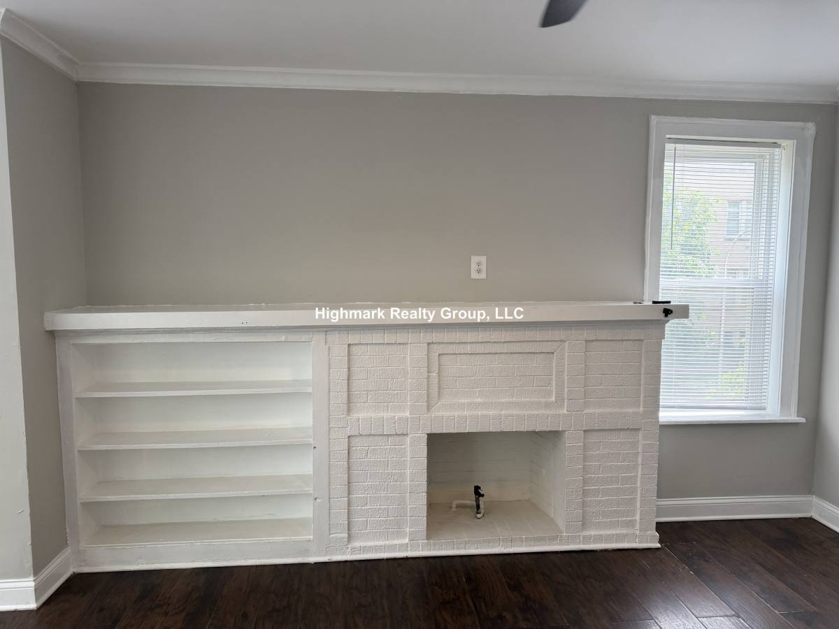 Apartment for rent at 6300 N Oakley Ave #1OA, Chicago, IL 60659
