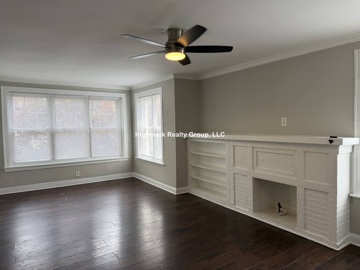 Apartment for rent at 6300 N Oakley Ave #1OA, Chicago, IL 60659