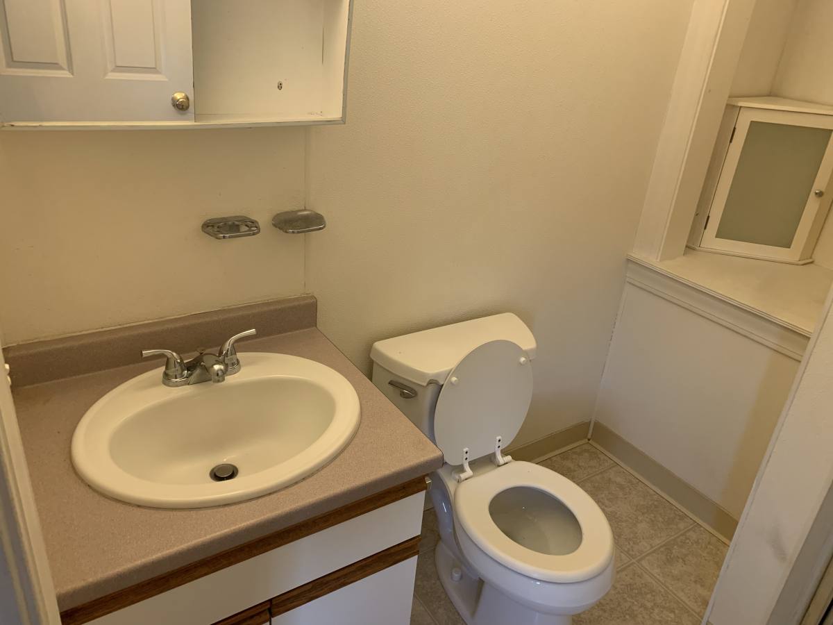 Apartment for rent at 356 E Merrimack St #5, Lowell, MA 01852