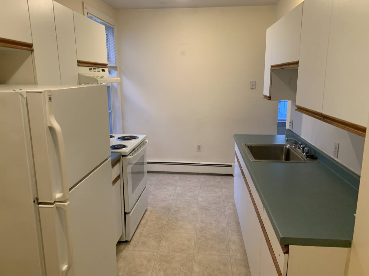 Apartment for rent at 356 E Merrimack St #5, Lowell, MA 01852