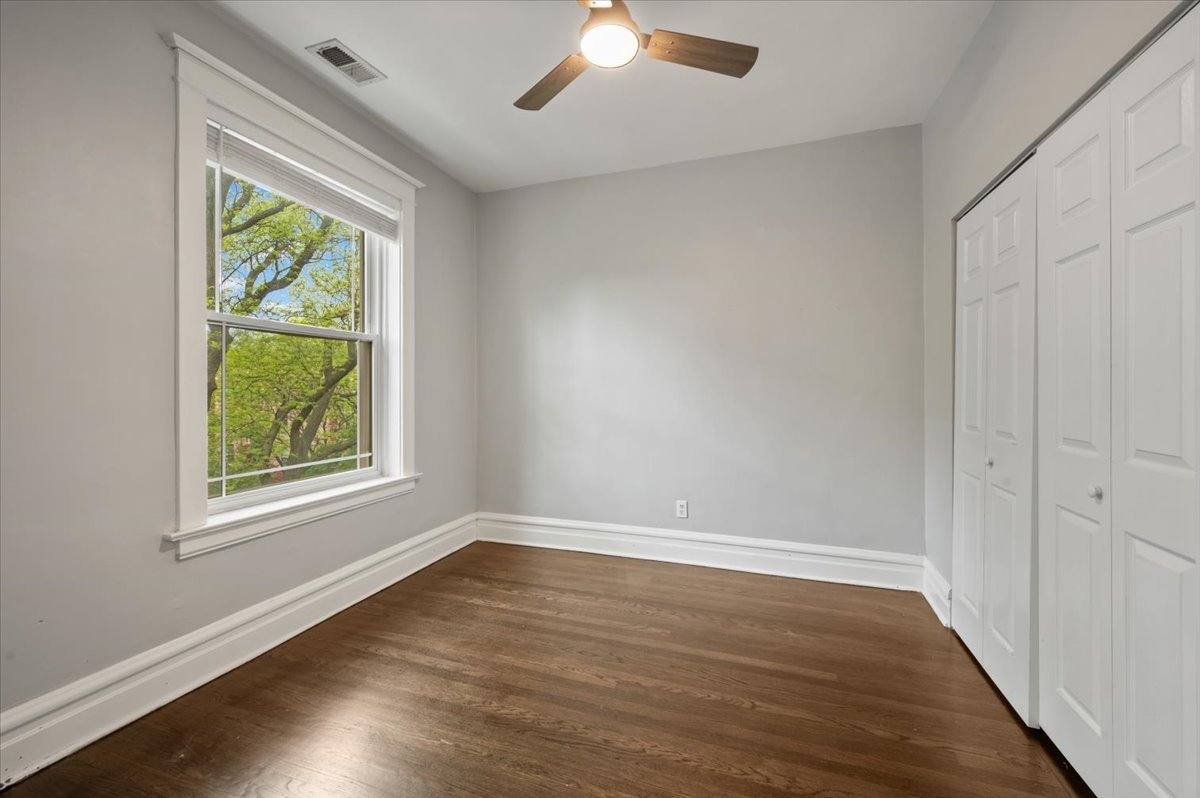 Apartment for rent at 5331 N Winthrop Ave #3, Chicago, IL 60640