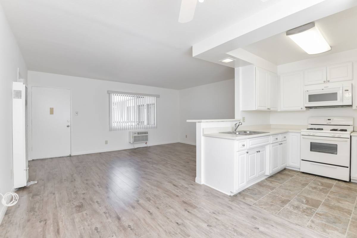 Apartment for rent at 1799 N Hollywood Way, Burbank, CA 91505