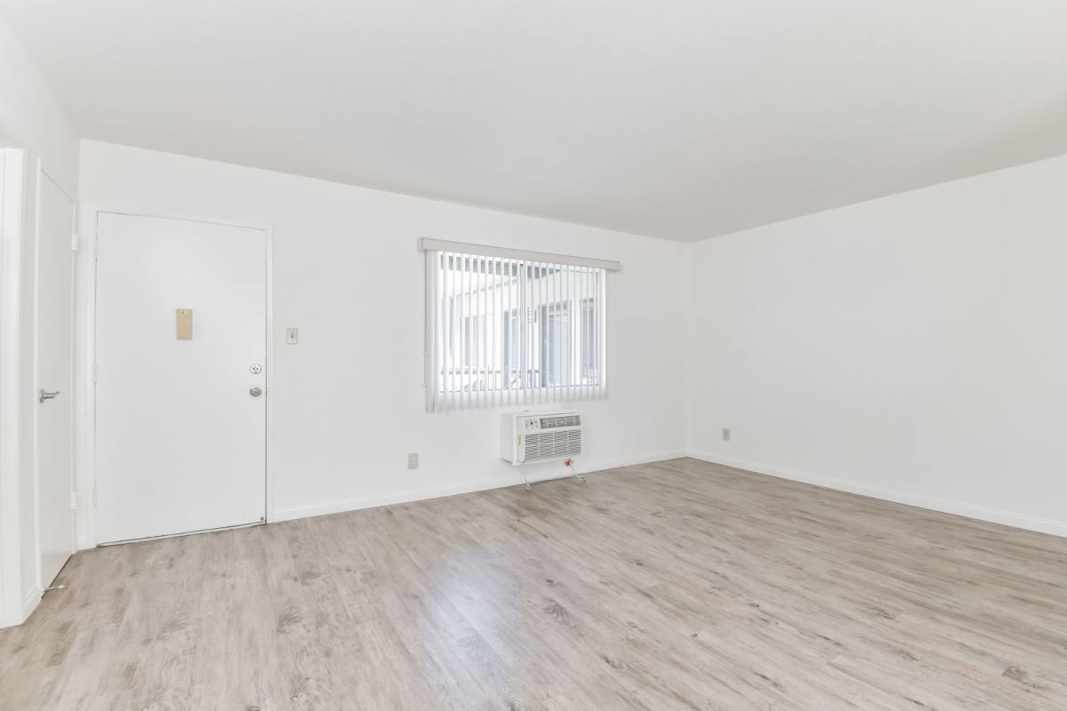 Apartment for rent at 1799 N Hollywood Way, Burbank, CA 91505