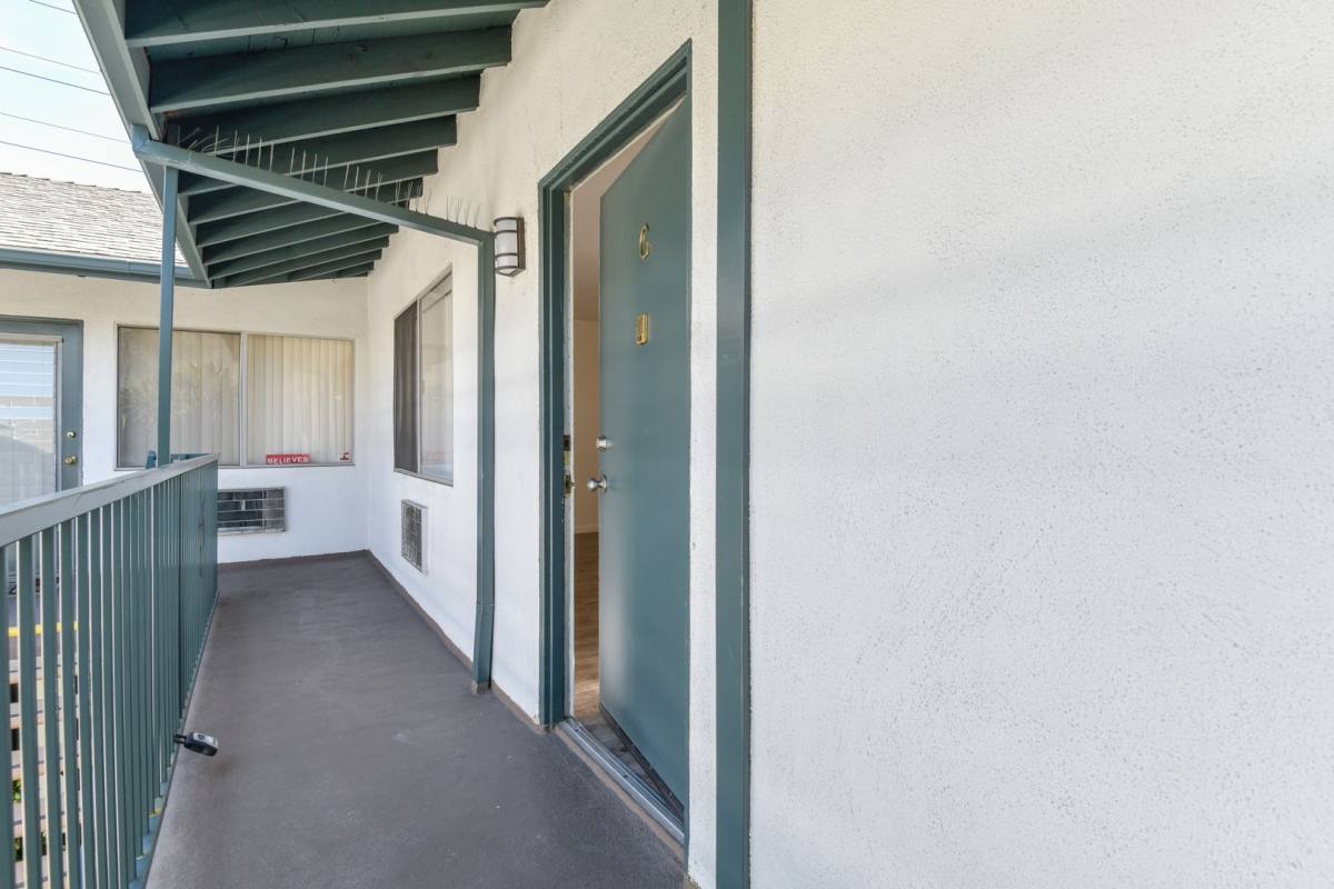 Apartment for rent at 1799 N Hollywood Way, Burbank, CA 91505