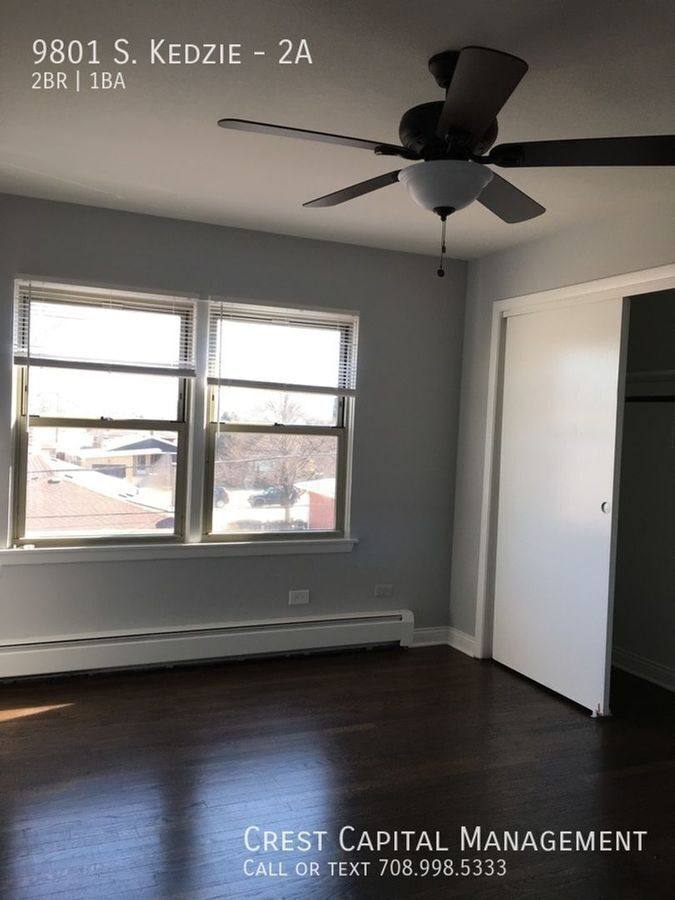 Apartment for rent at 9807 S Kedzie Ave #3C, Evergreen Park, IL 60805