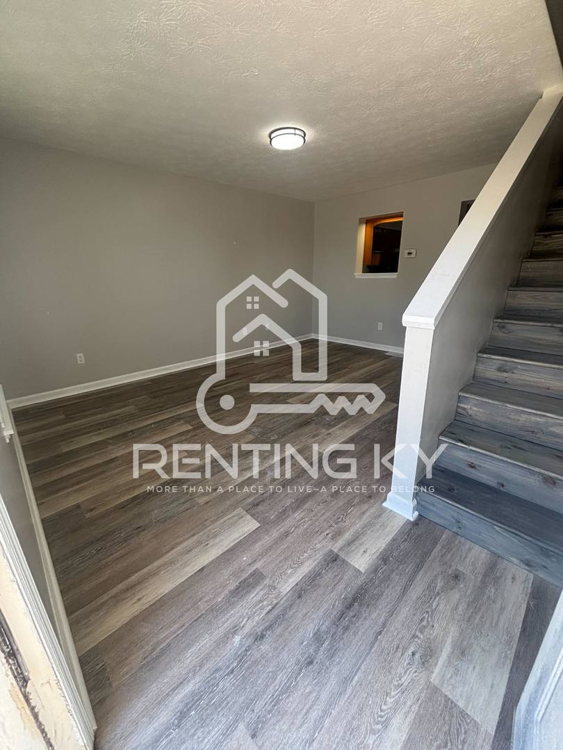 Townhouse for rent at 1027 Brooklyn Blvd, Berea, KY 40403
