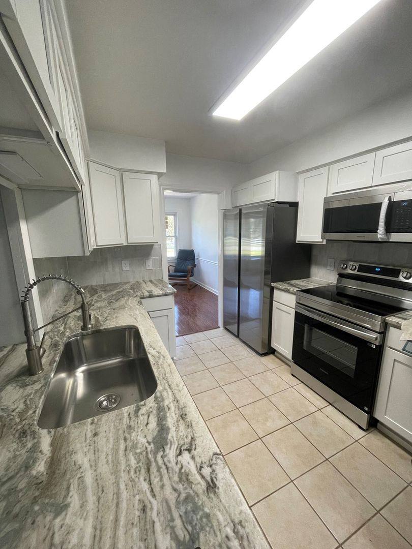 House for rent at 118 Buccaneer Rd, Wilmington, NC 28409
