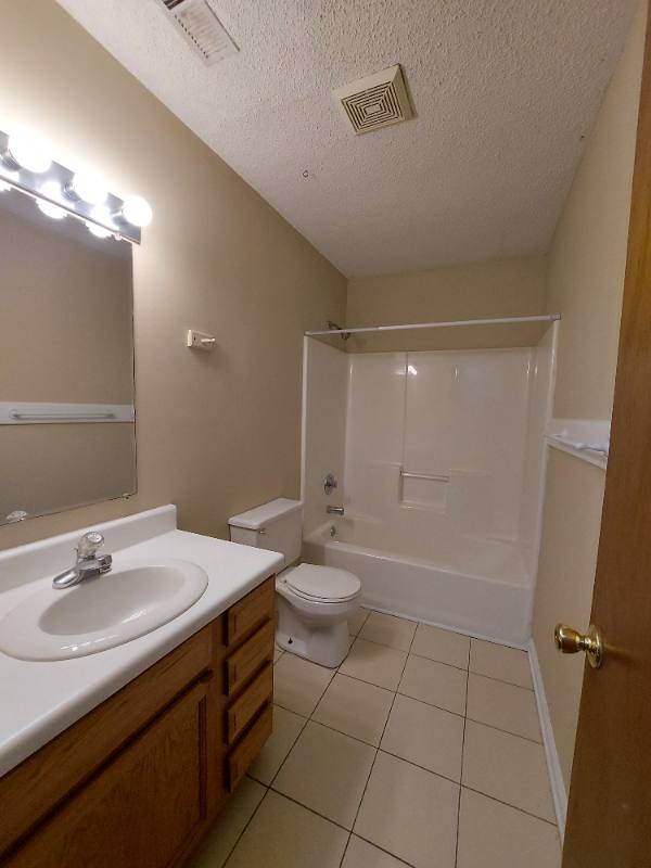 Townhouse for rent at 220 Wyndham Circle #B, Greenville, NC 27858