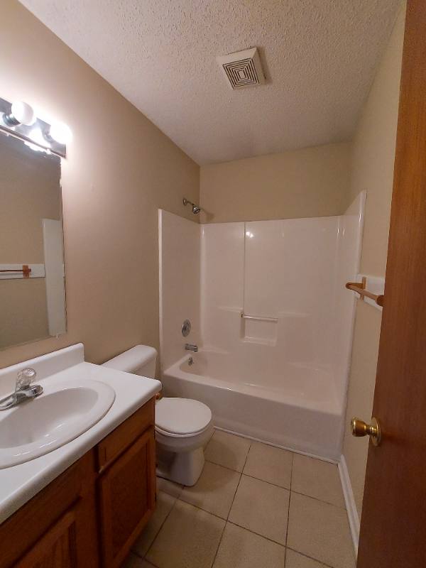 Townhouse for rent at 220 Wyndham Circle #B, Greenville, NC 27858