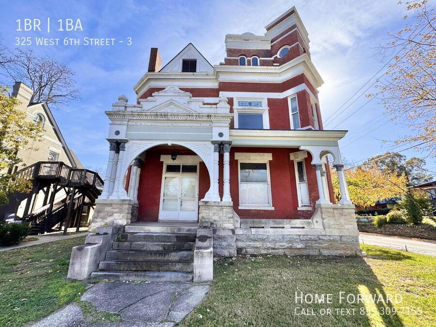Apartment for rent at 325 W 6th St #3, Lexington, KY 40508