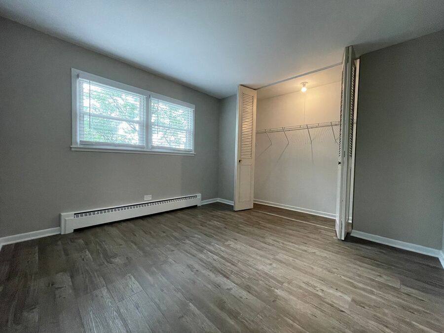 Apartment for rent at 5107 Washington St #31 R, Downers Grove, IL 60515