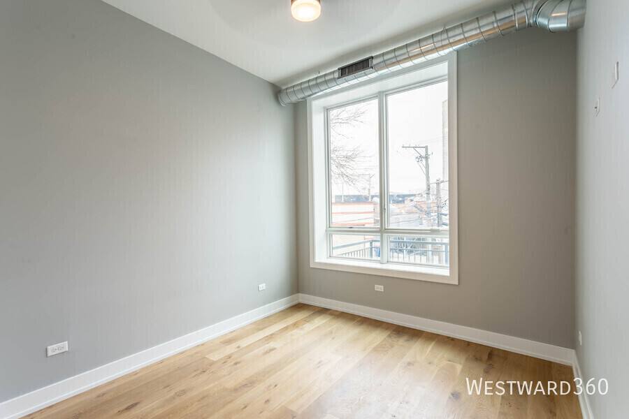 Apartment for rent at 1470 Webster #201, Chicago, IL 60614