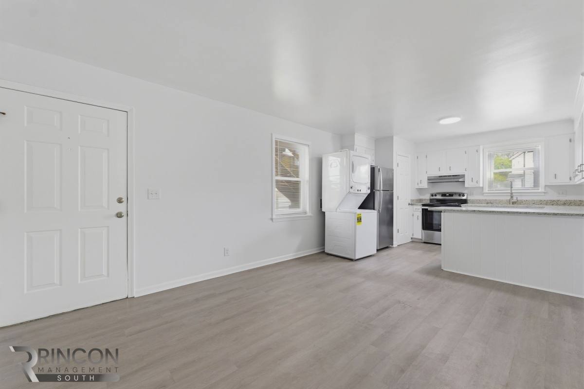 Apartment for rent at 4025-4031 Bamberg Ave, North Charleston, SC 29405