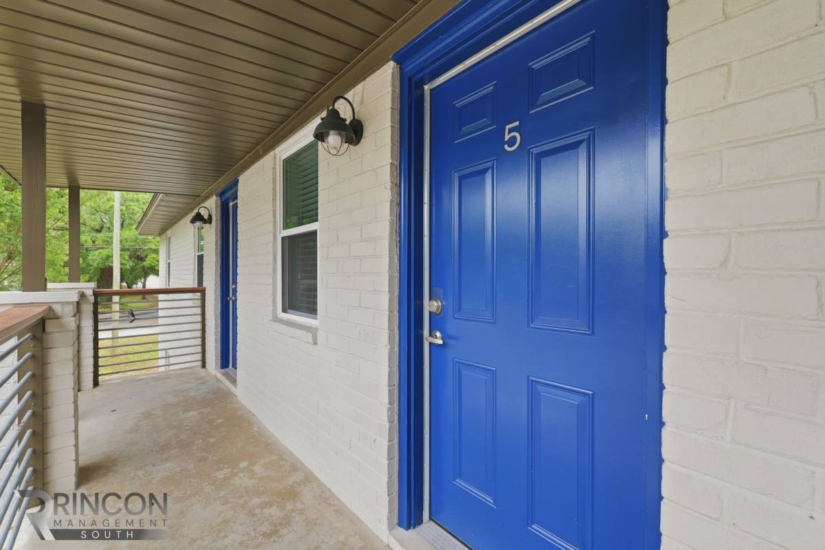 Apartment for rent at 1005 Buist Ave, North Charleston, SC 29405