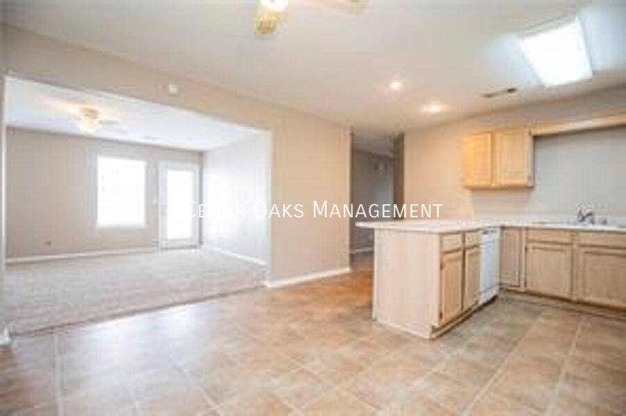 Apartment for rent at 172 Killdeer Dr, Farmington, AR 72730