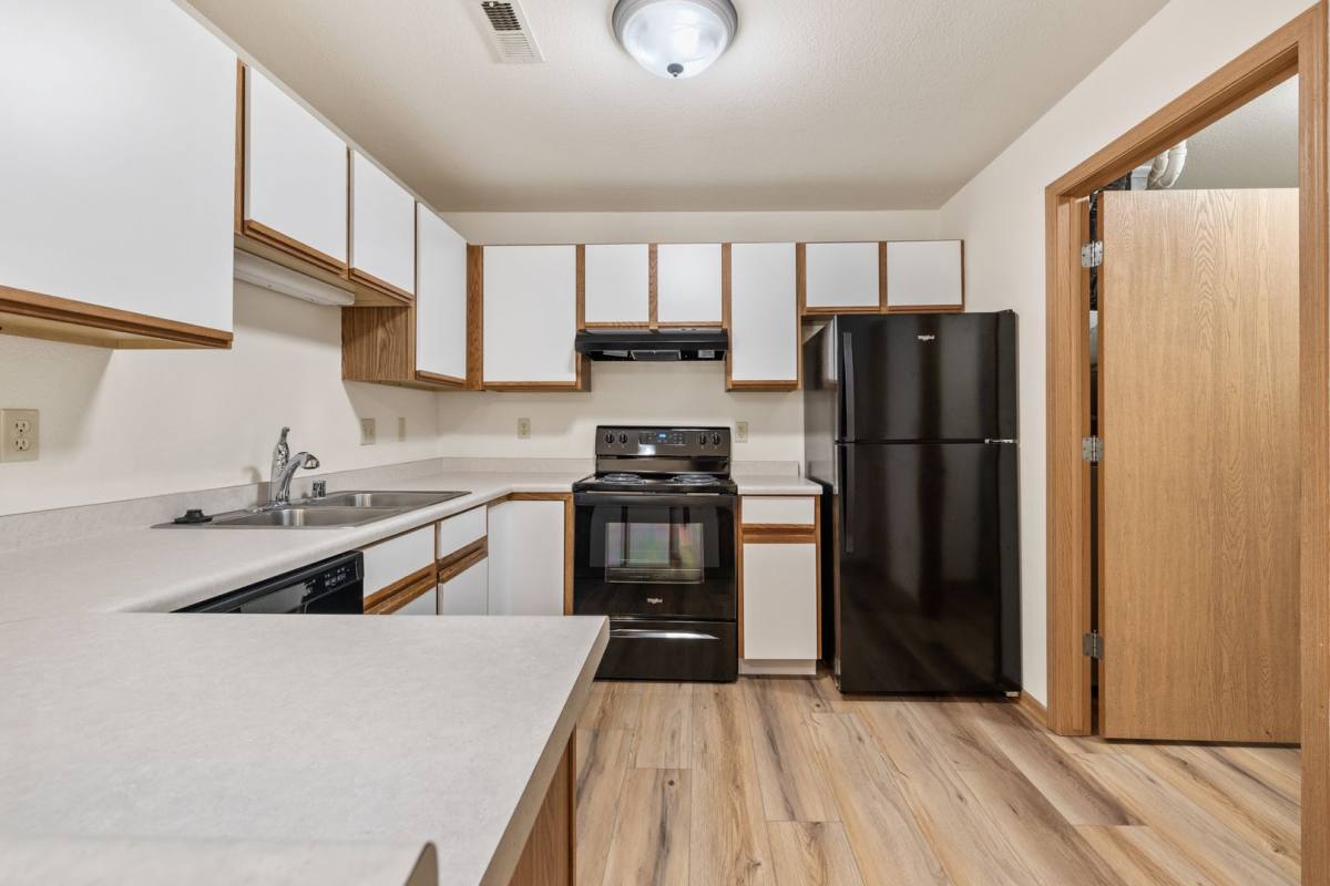 Apartment for rent at 2979, 3005 S Gate Dr, Hartford, WI 53027