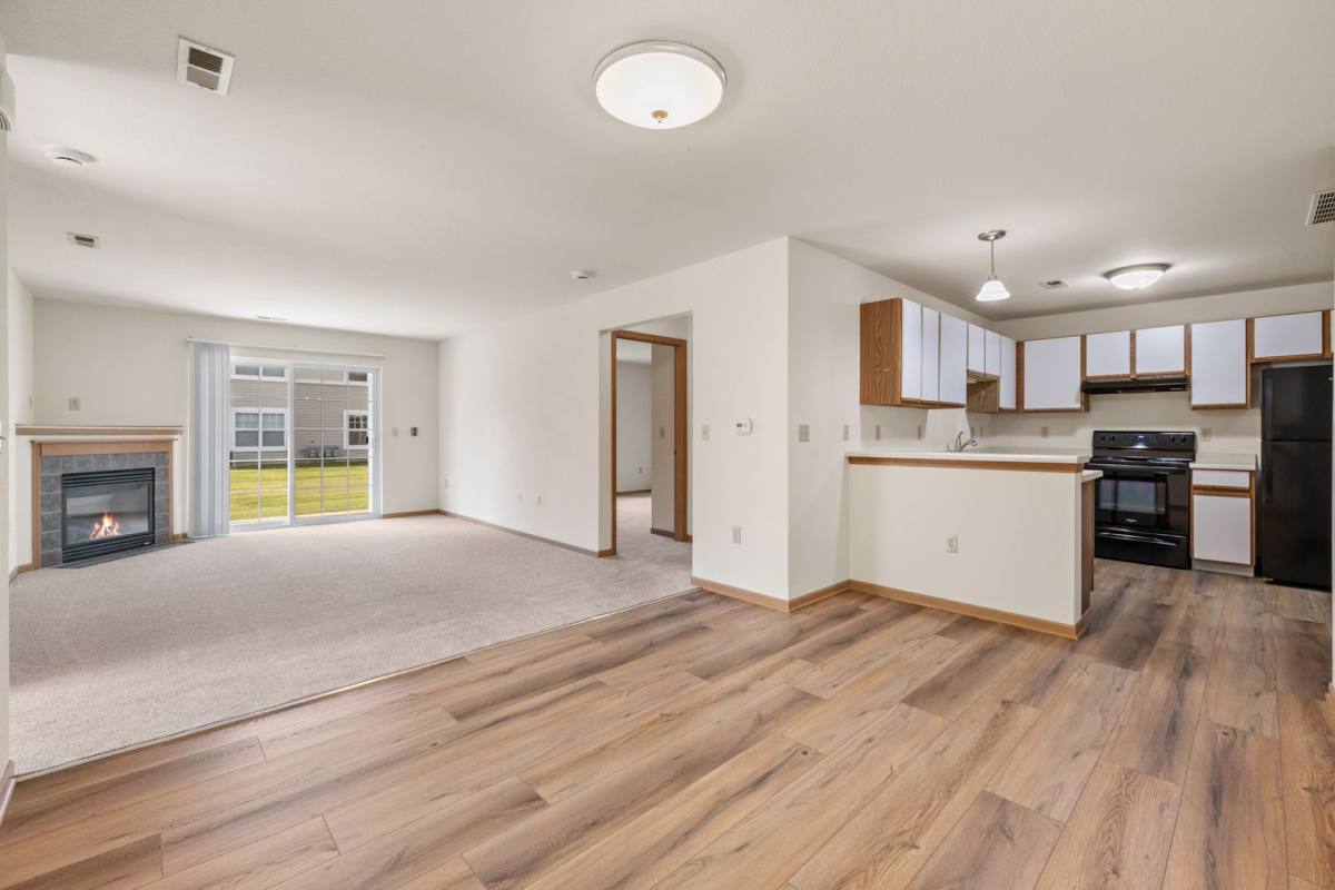 Apartment for rent at 2979, 3005 S Gate Dr, Hartford, WI 53027