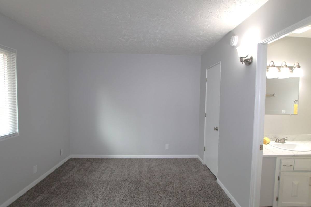 Apartment for rent at 802-808 W 23rd Ave, Bellevue, NE 68005