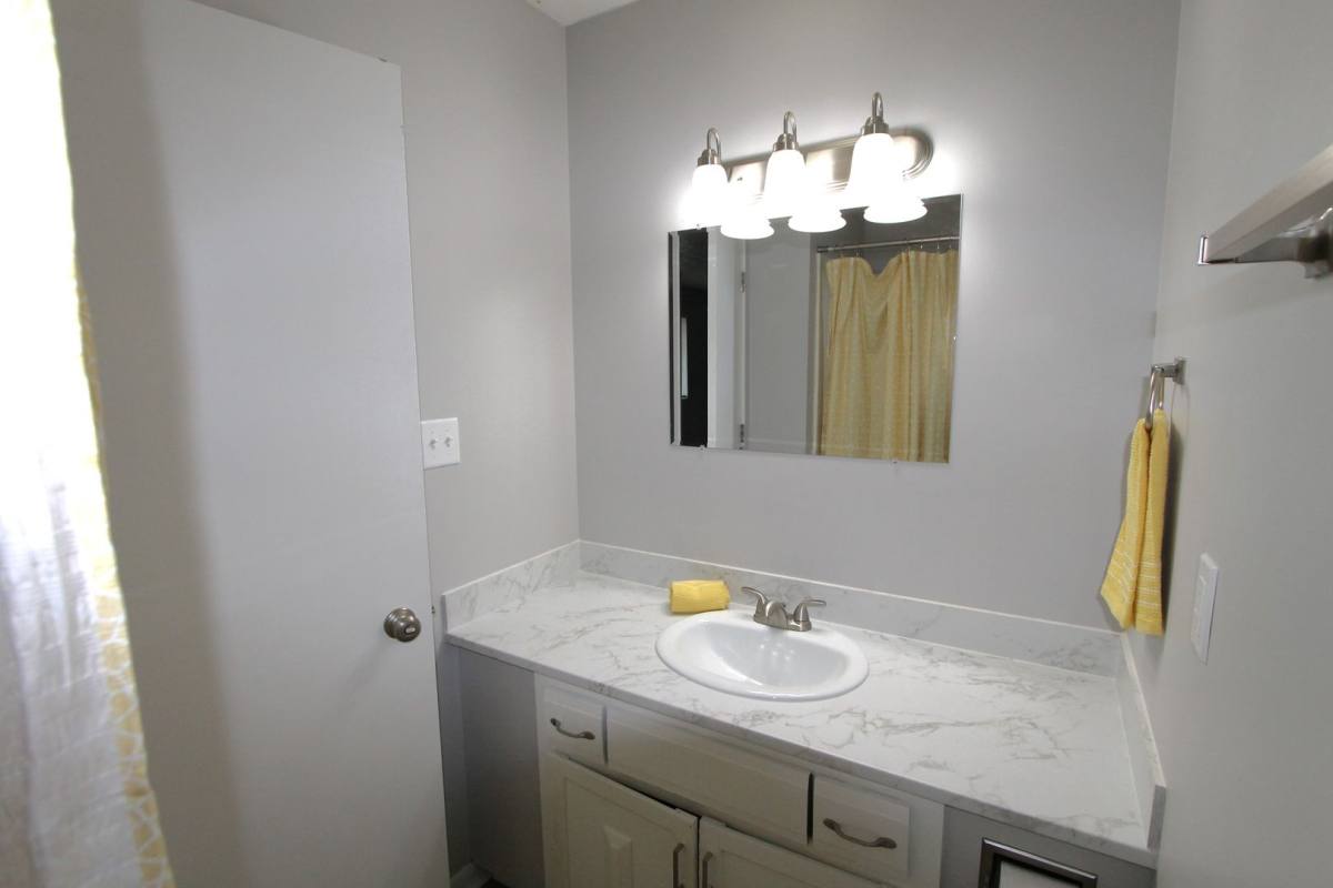 Apartment for rent at 802-808 W 23rd Ave, Bellevue, NE 68005
