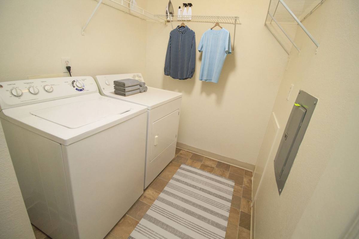 Apartment for rent at 2450 Norfolk, Rochester, MI 48309