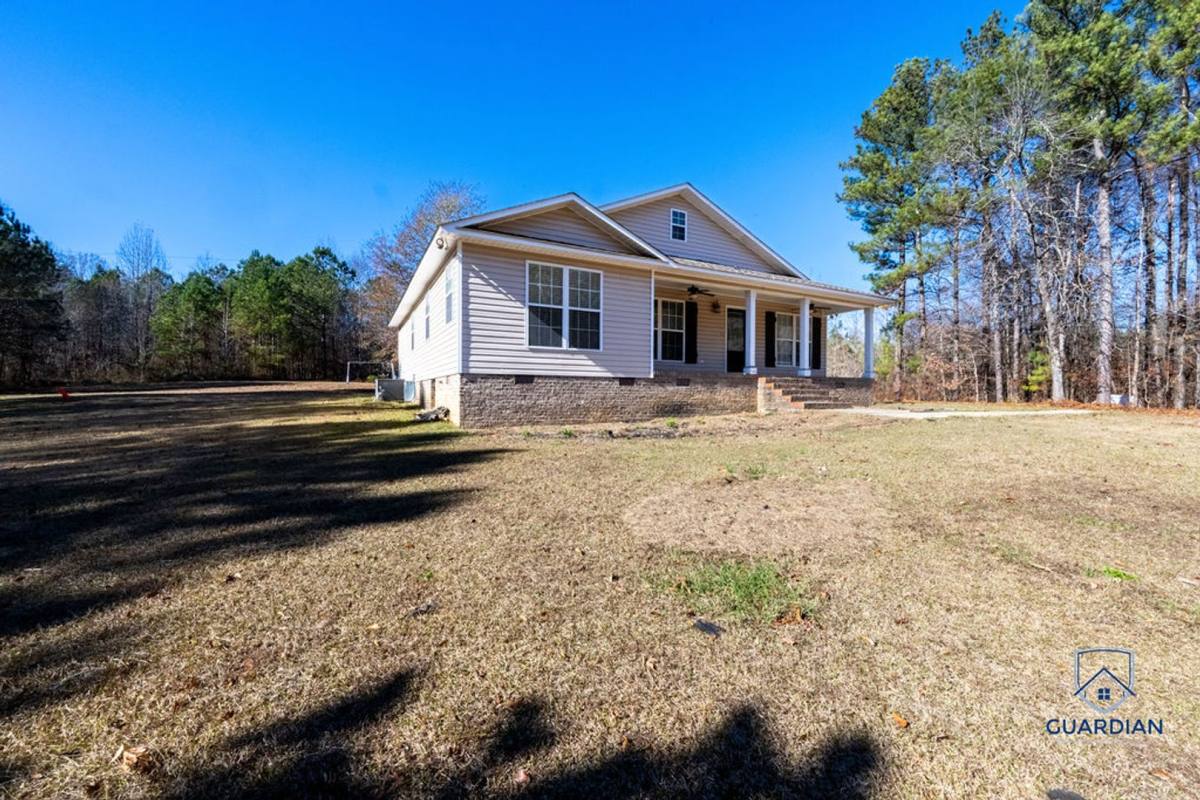 House for rent at 375 Shady Grove Rd, Altoona, AL 35952