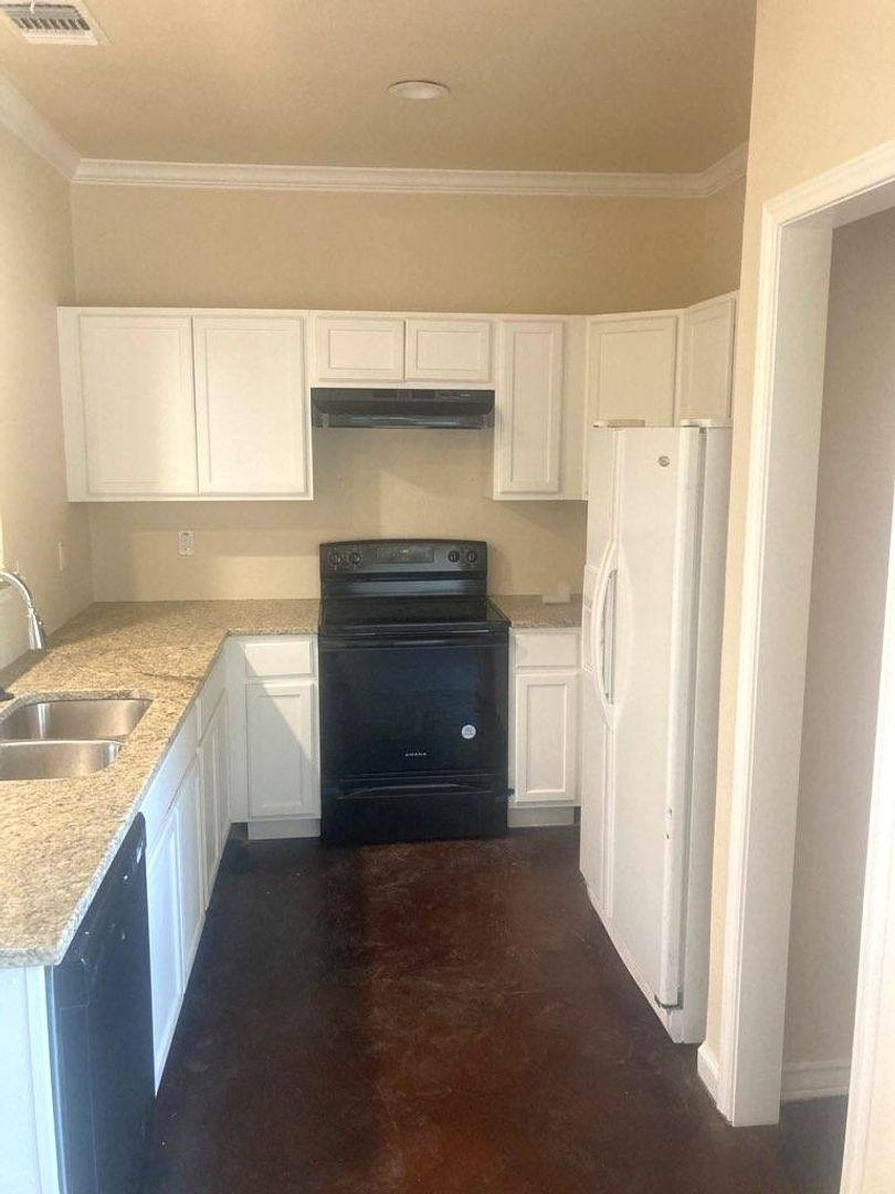 Apartment for rent at 14107 Volpi Dr, San Antonio, TX 78233