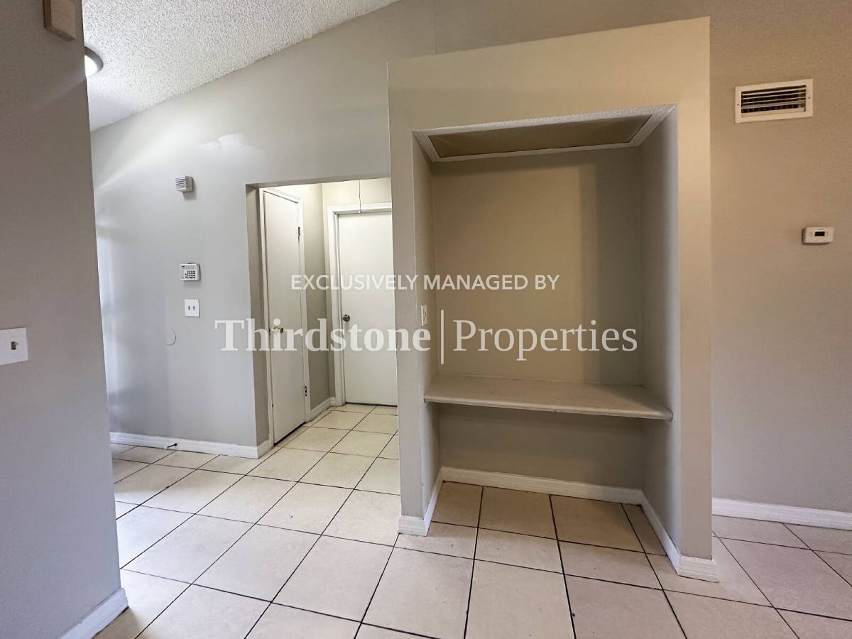 Townhouse for rent at 5143 Indian Lakes Court #3, Jacksonville, FL 32210