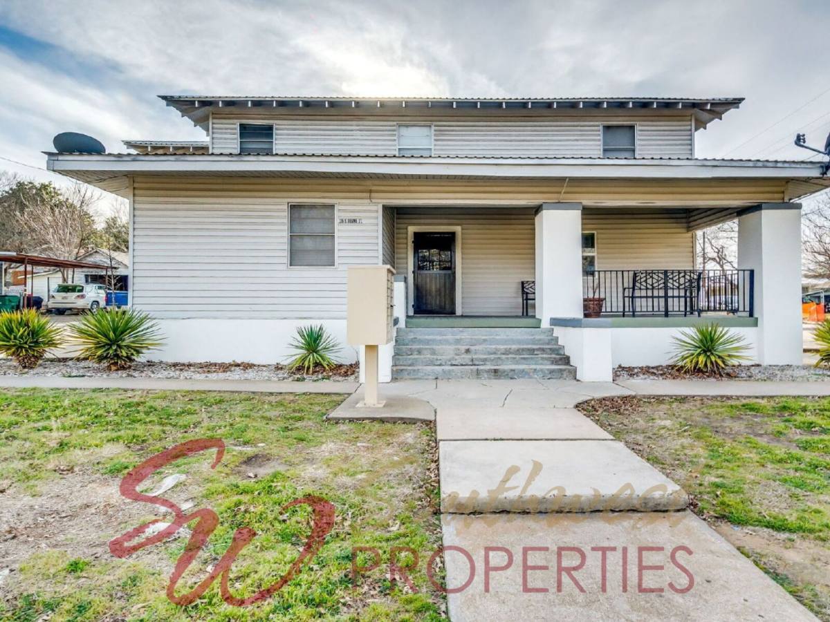 Apartment for rent at 216 S Devine Ave #2, Stephenville, TX 76401