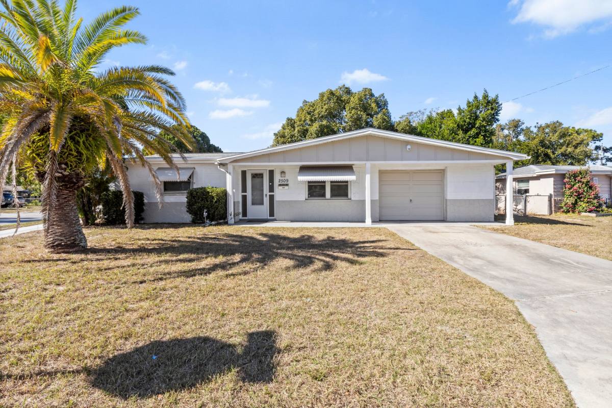 House for rent at 2509 Sweetwood Dr, Holiday, FL 34690