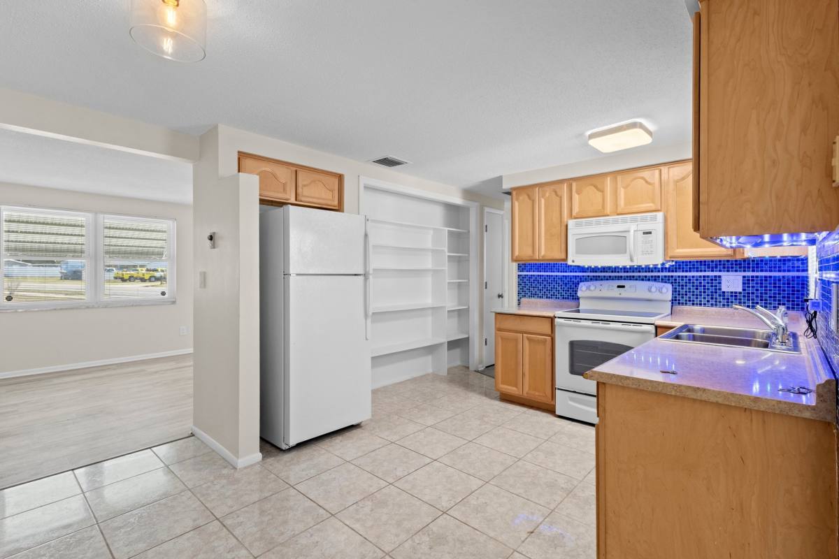 House for rent at 2509 Sweetwood Dr, Holiday, FL 34690