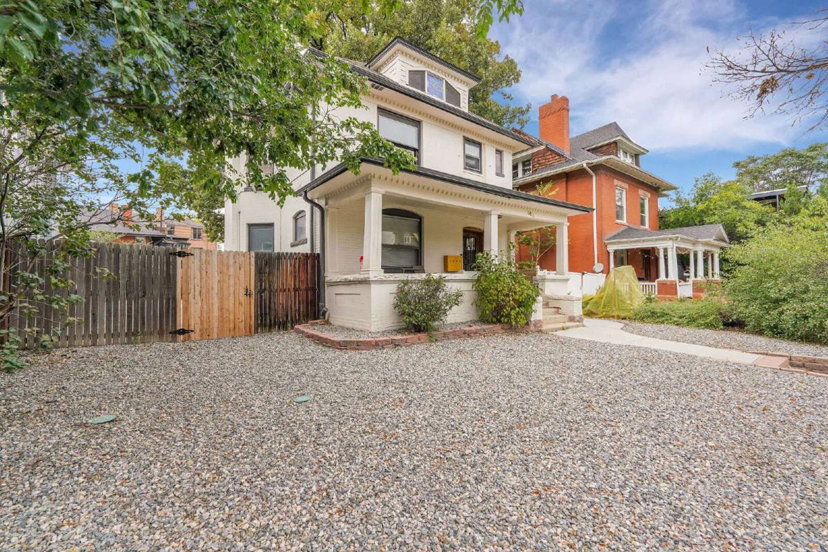 Condo for rent at 1411 Clayton St #4, Denver, CO 80206