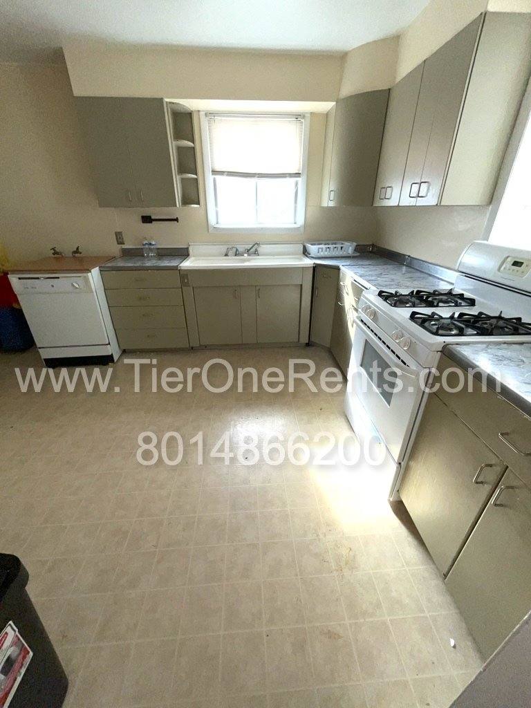 Townhouse for rent at 804 E 10600 S #A, Sandy, UT 84070