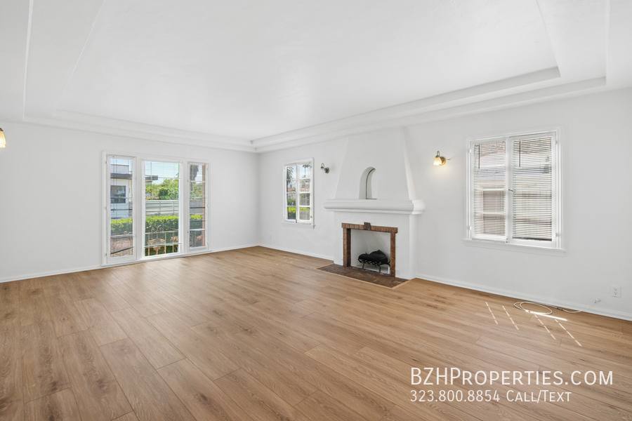 Apartment for rent at 9221 Alcott St #2, Los Angeles, CA 90035
