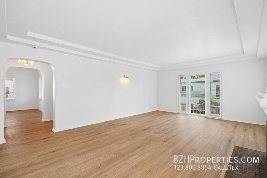 Apartment for rent at 9221 Alcott St #2, Los Angeles, CA 90035