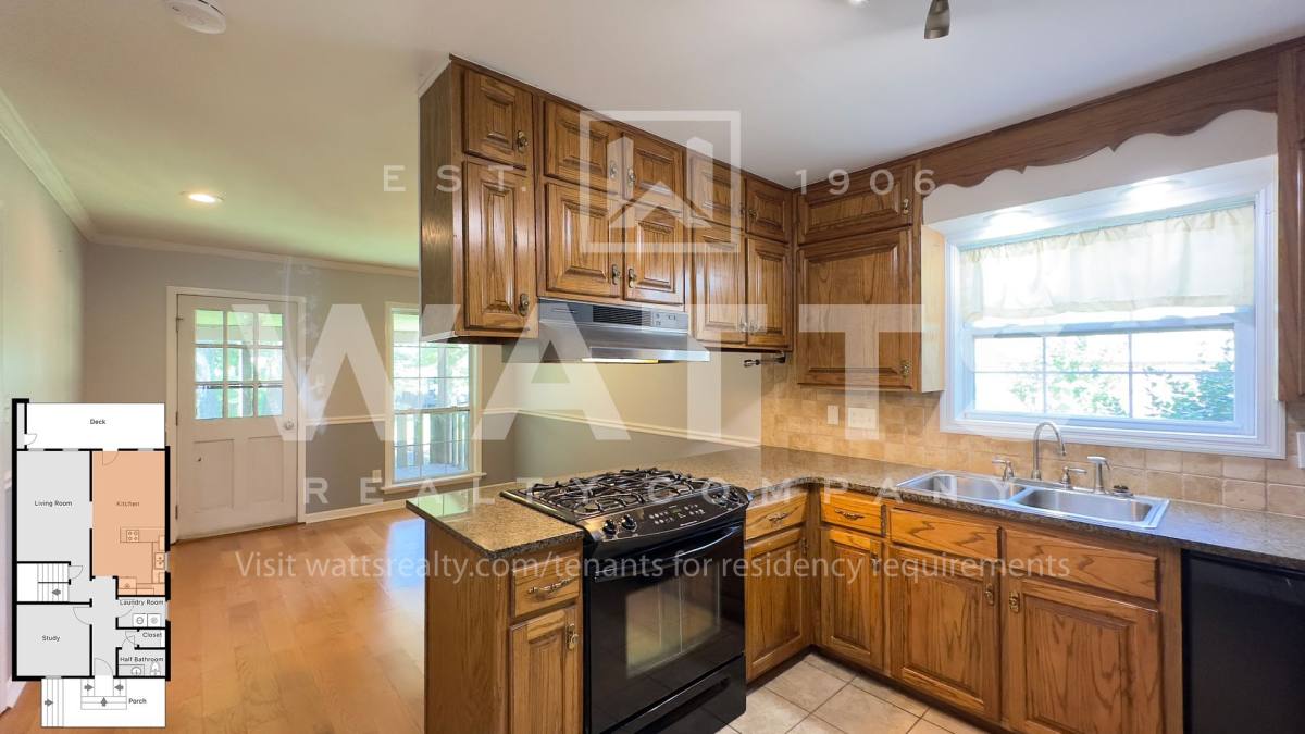 Townhouse for rent at 2986 Green Valley Rd, Birmingham, AL 35243