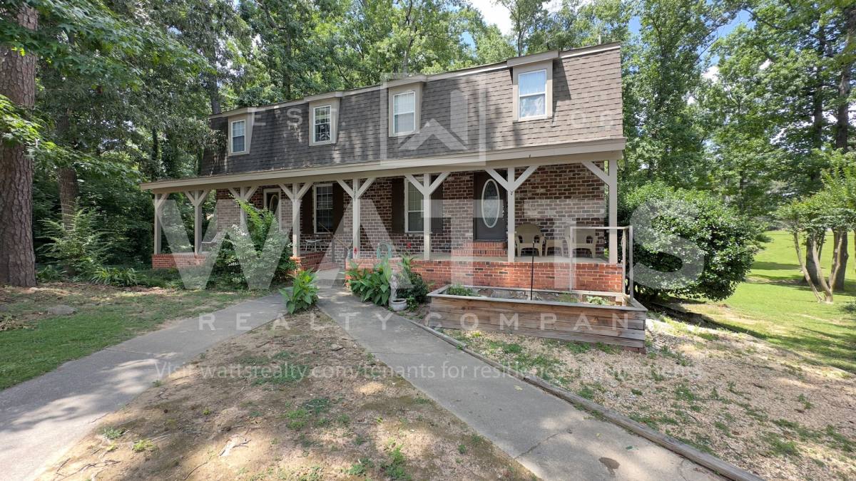 Townhouse for rent at 2986 Green Valley Rd, Birmingham, AL 35243