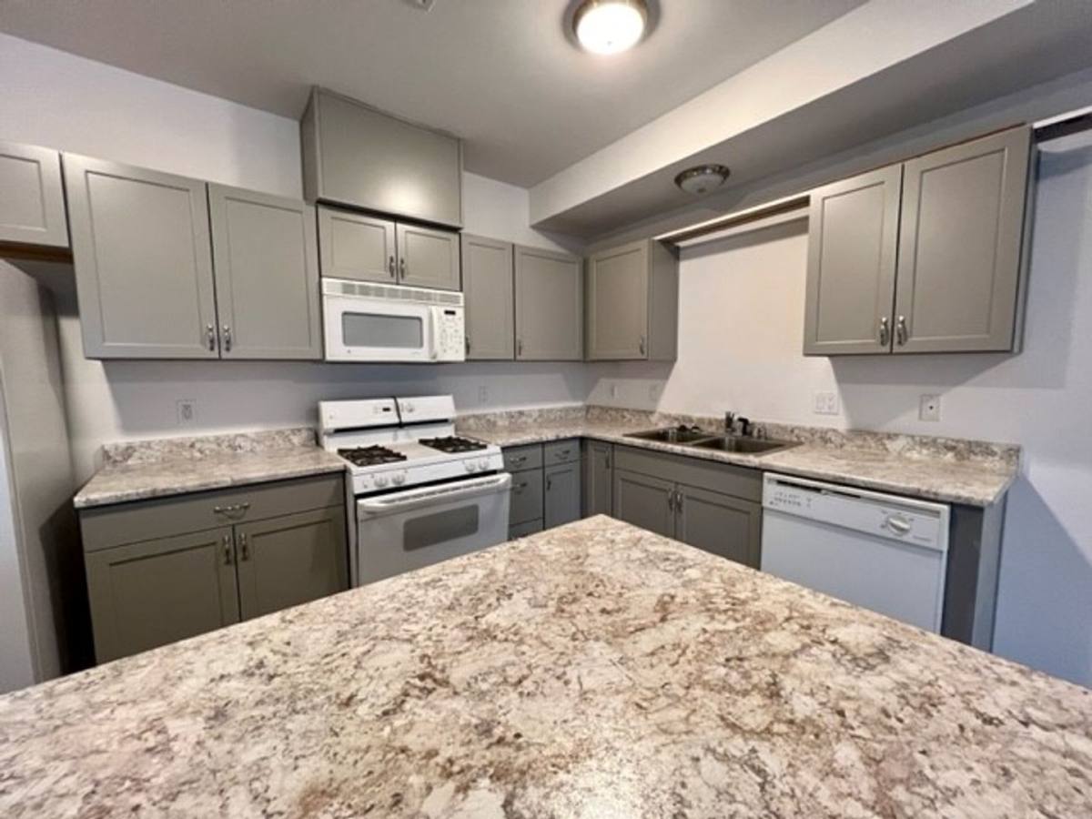 Apartment for rent at 5711 Vista Dr, Ferndale, WA 98248