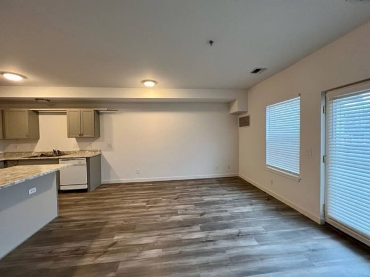 Apartment for rent at 5711 Vista Dr, Ferndale, WA 98248