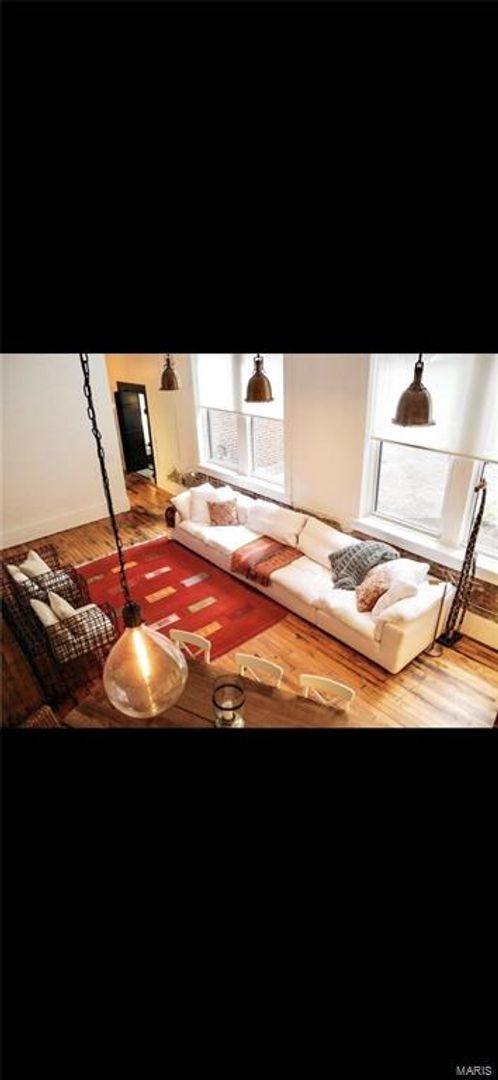 Apartment for rent at 4242 Laclede Ave, Saint Louis, MO 63108