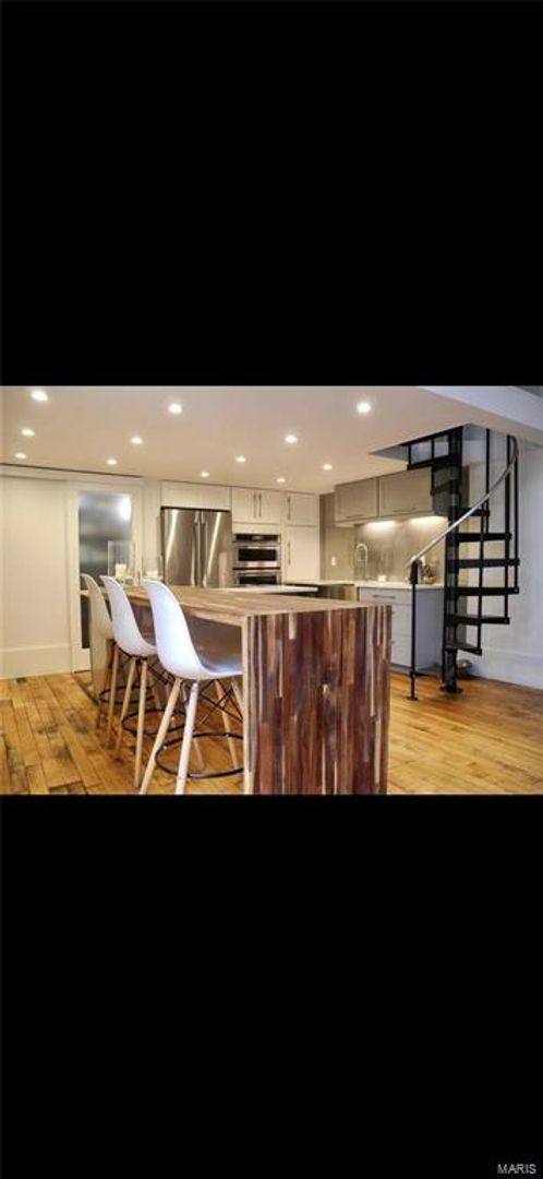 Apartment for rent at 4242 Laclede Ave, Saint Louis, MO 63108