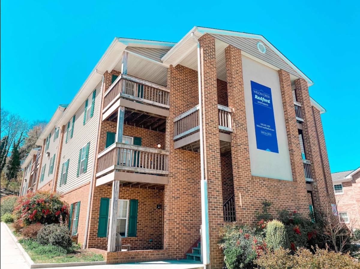 Apartment for rent at 1101 Fairfax St, Radford, VA 24141