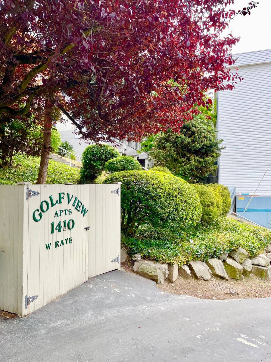 Apartment for rent at 1410 W Raye St, Seattle, WA 98119
